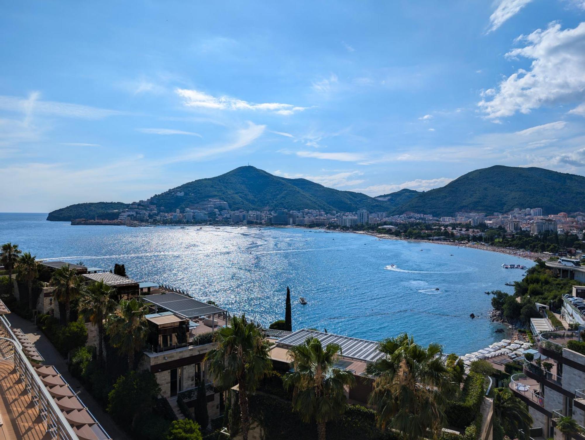 Lux Harmonia Apartment