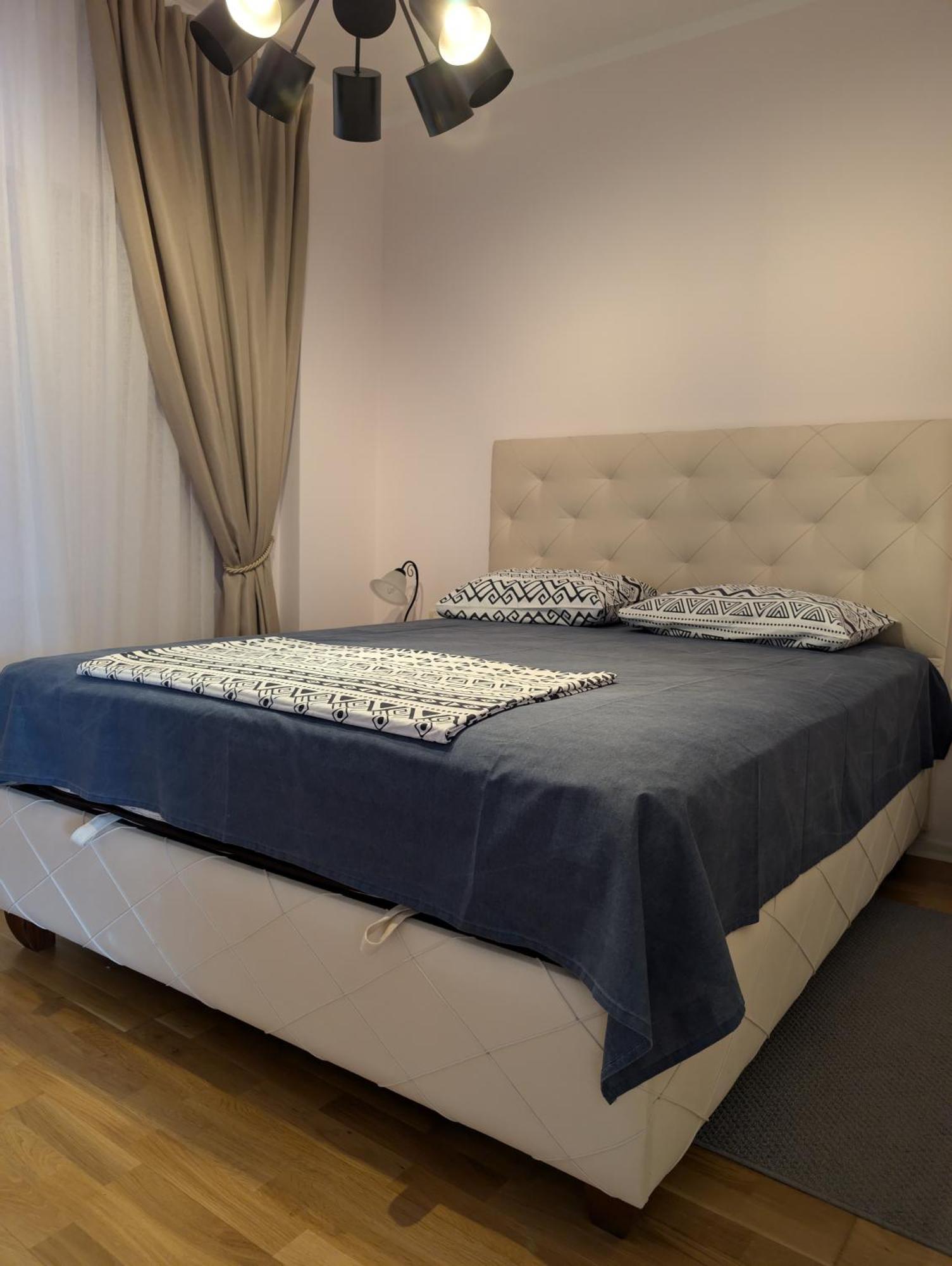 Lux Harmonia Apartment