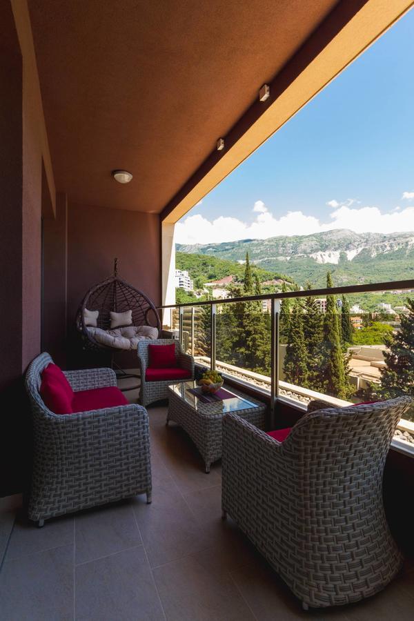 Lux Harmonia Apartment Budva
