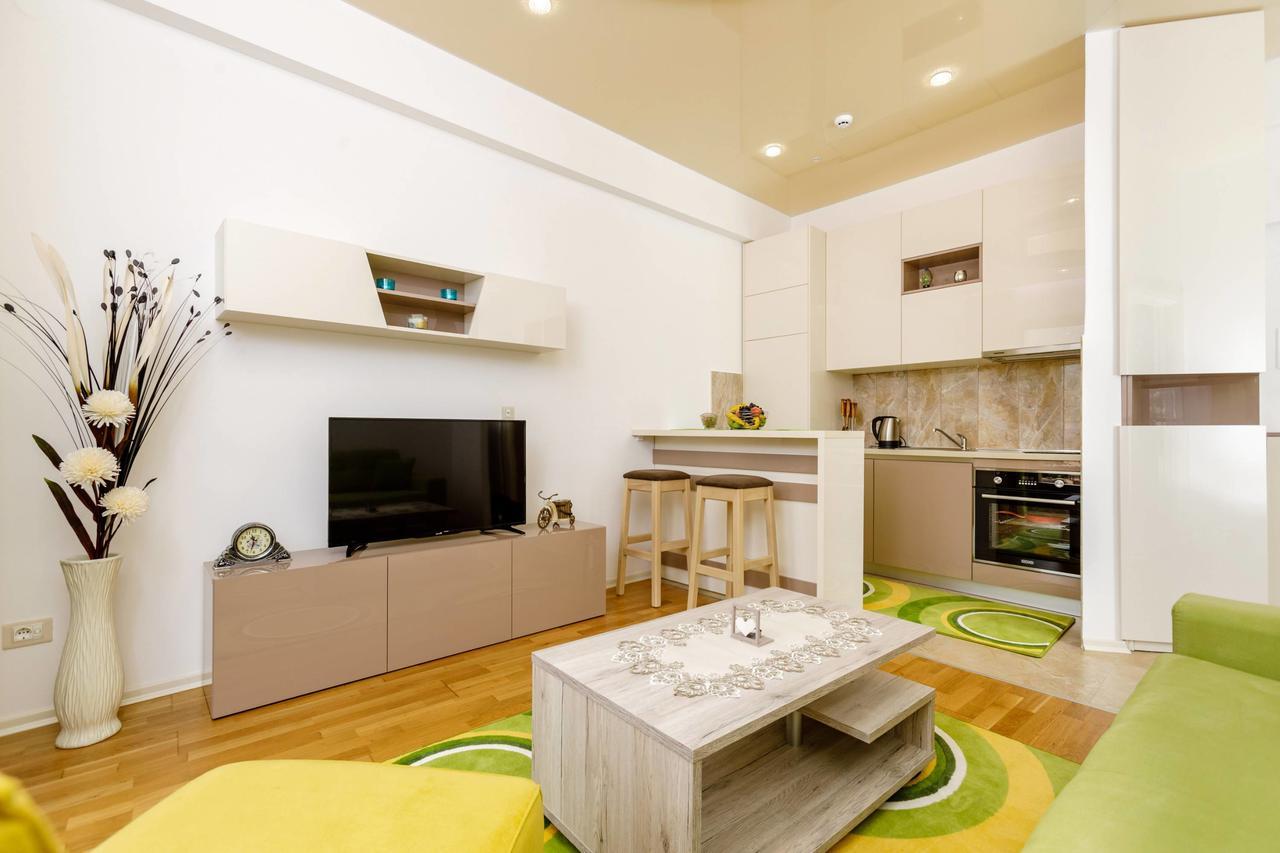 Lux Harmonia Apartment